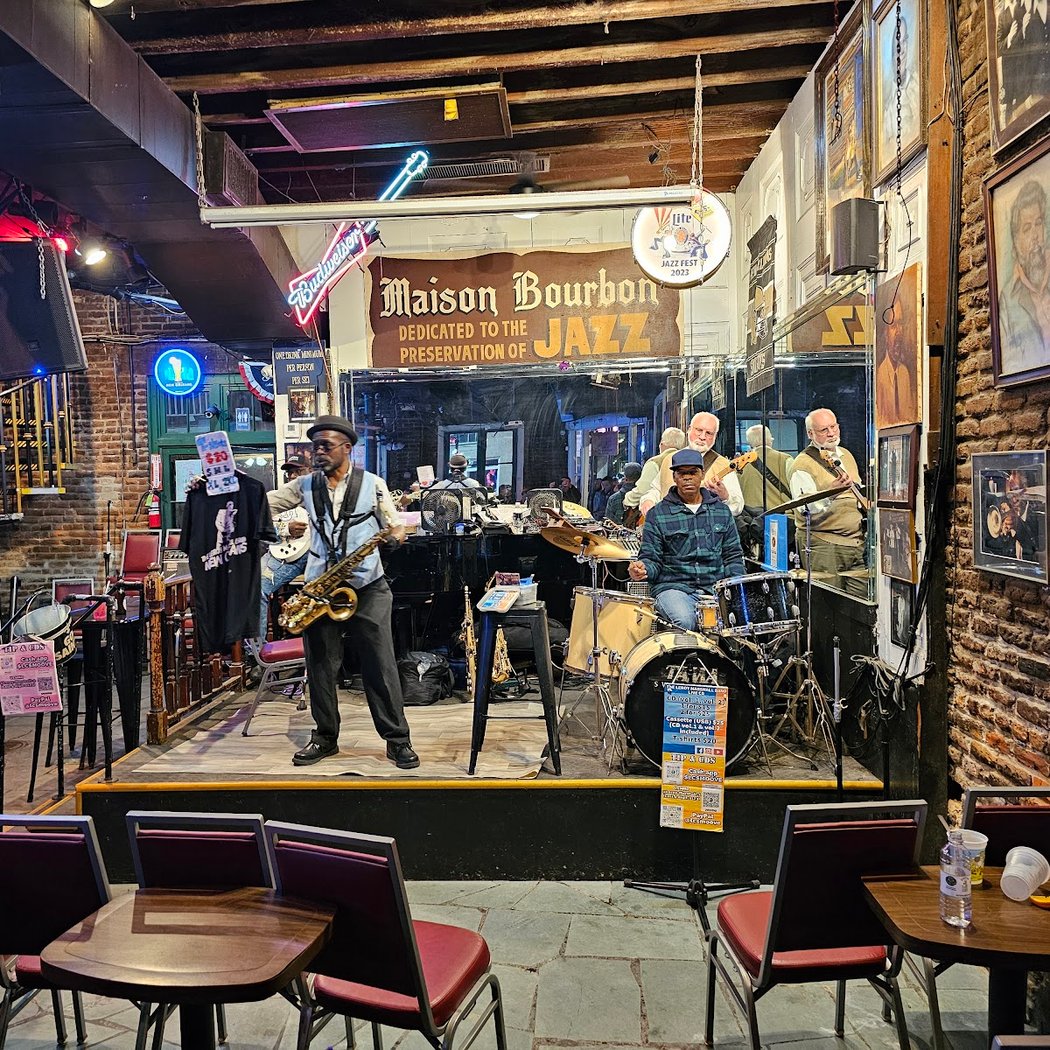 Maison Bourbon 2
